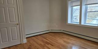 58 Hawthorne St. Gallery 10