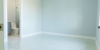 2404/2406 Crawford Avenue N Gallery 6