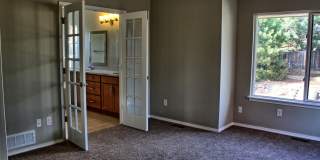 4 bed 3 bath Stonegate home across from park Gallery 13