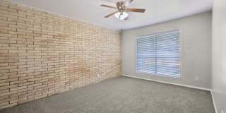 Premier Gardens Apt. Gallery 35