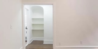 606 W Maple Ave Gallery 3