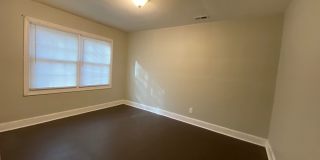 Room in 3 Bedroom Home at Remount Rd Gallery 22