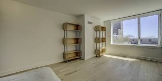 440 N Mcclurg Court Gallery 22