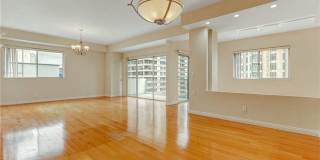 10787 Wilshire Boulevard Gallery 8