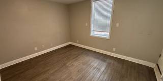 2 Bed 1 Bath - Renovated single family house in the Russell neighborhood Gallery 8