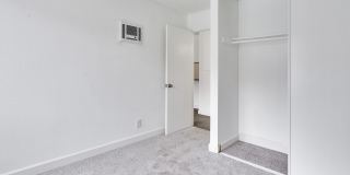 Gramercy Gallery 16