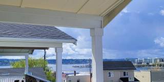 Luxurious and spacious 3 bed home in Manette Gallery 24