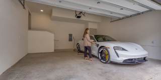 Theo Allen Gateway - Apartments & Townhomes Gallery 12