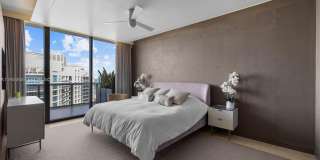 5875 Collins Avenue Gallery 4