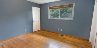 Beautiful 4 Bedroom Home Gallery 22