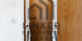 Beautifully updated 3-bedroom, 2-bathroom home Gallery 14