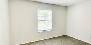 2552 W Bird St Gallery 25