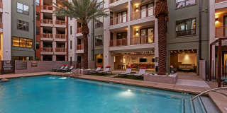 Seven Oaks Gallery 21