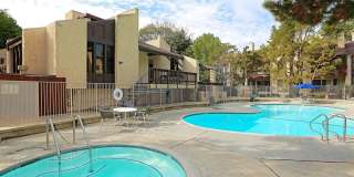Beautiful 1 bed 3rd floor (top) condo in lakeside community in Culver City Gallery 18