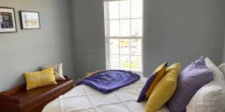 41889 Precious Square Gallery 1