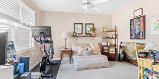 Beautiful 2 bedroom 2.5 bath Townhome in Carrboro Gallery 13