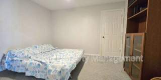 4022 SW 12th Pl Gallery 12