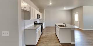 4 Bedroom 2 Bathroom 2 Car Garage Home in Oakdale School District Gallery 12