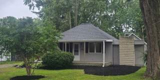 3 Bedroom Home in Champaign! Gallery 4