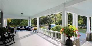 541 Bellevue Avenue Gallery 28