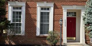 22949 FANSHAW SQ Gallery 1