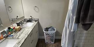 632 Clay Street Gallery 13