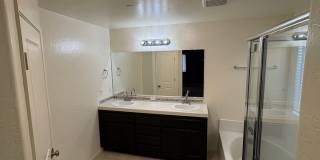 North East Visalia Home Available Now! Gallery 38