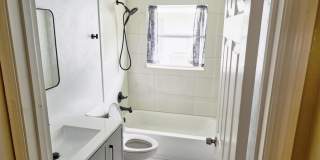 614 Florence Street Gallery 16