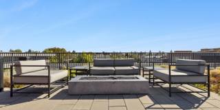 Smith & Burns Gallery 6