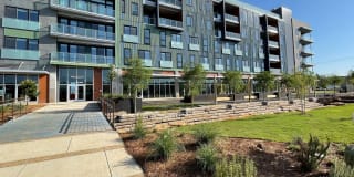 Lakeview Green Gallery 1