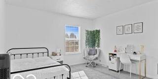 2510 Guilford Avenue Gallery 19