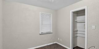 $1050 Charming 2 Bed Home Gallery 10