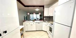 11613 NW 28th Street Gallery 2