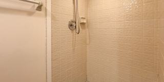 Newly Remodeled 2 bedroom 2.5 bath near Millenia Mall Gallery 17