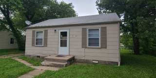 2 Bedroom Single Family Home Pet Friendly Gallery 1