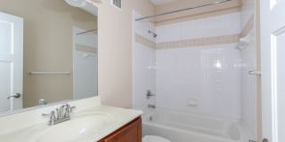 4138 Seafarer Ave - 1 Gallery 14
