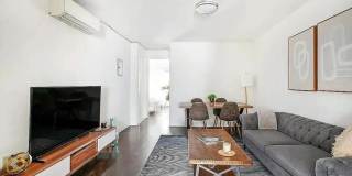 359 West 39th Street Gallery 6