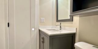 Nice 2 bed in Beacon HIll Gallery 21