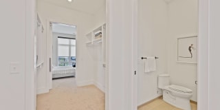 Four23/Hoge Gallery 35
