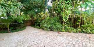 1900 Tigertail Ave Gallery 19