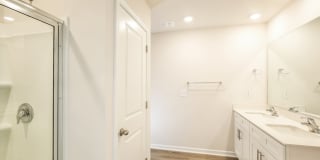 RiVera Townes Gallery 15