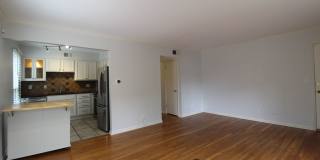 May FREE On This 2 Bedroom 1 Bath Apartment In The West Plaza Area Gallery 6