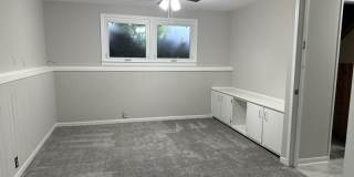 3 Sharps Court Gallery 18