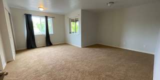 5 bedroom home with attached 3 car garage in Winchester Gallery 43