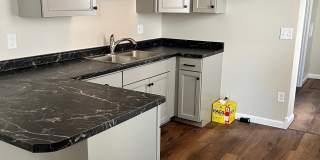 223 S Scioto St Gallery 7