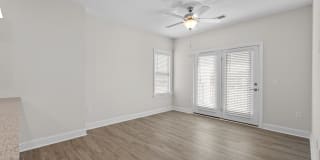 Bradbury Place at Lynndale Gallery 20