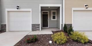 Charming New 3BR Townhome in Rolesville Gallery 5