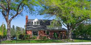 TIMELESS MIDTOWN CLASSIC WITH INCREDIBLE SPACE Gallery 1