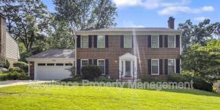 2206 Fort Ward Pl Gallery 1