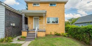 AVAILABLE AUGUST 1ST!! CHECK OUT THIS GORGEOUS 3 BEDROOM! AVAILABLE AUGUST 1ST!! CHECK OUT THIS GORGEOUS 3 BEDROOM! Gallery 1